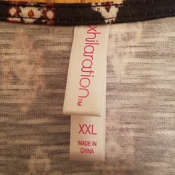 Top - Picture 4 of 4